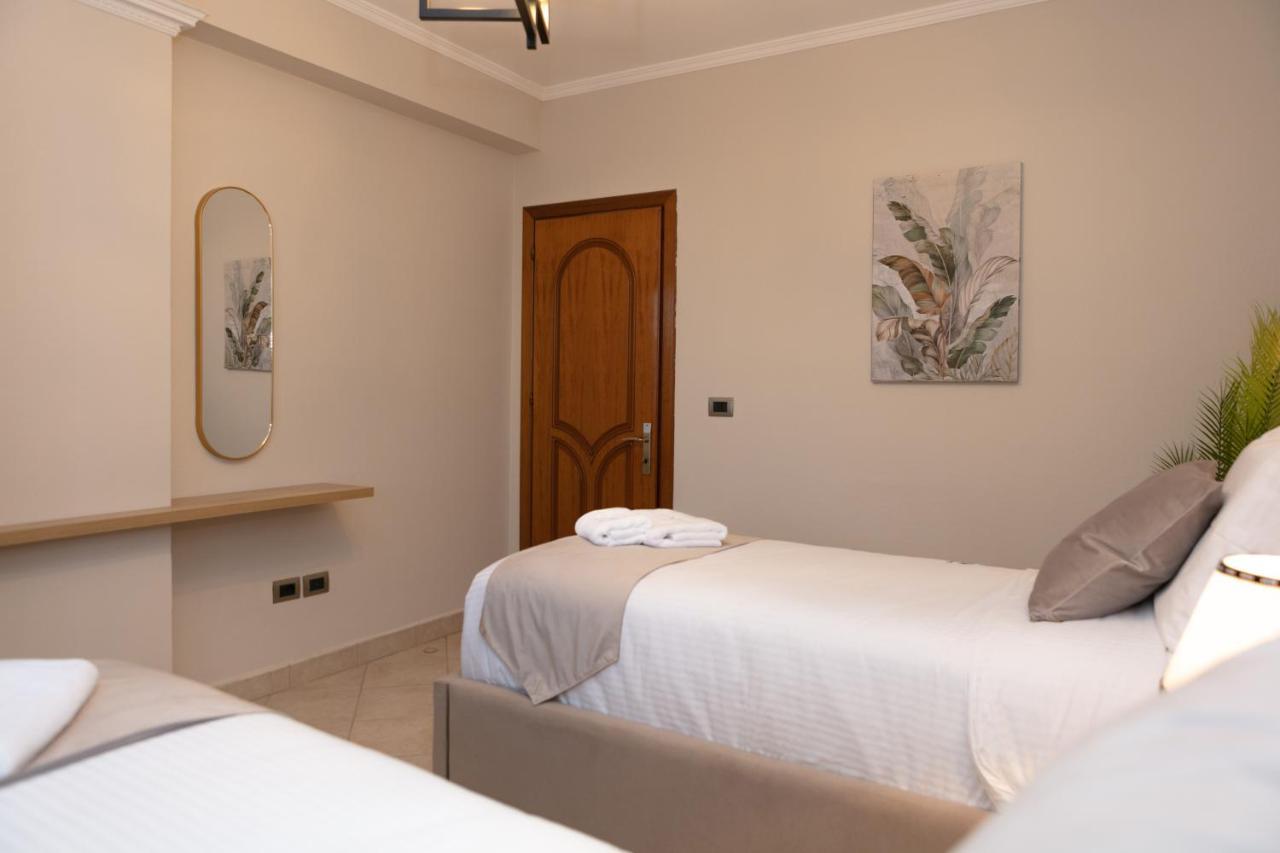 Spacious City Paradise - 3Br Apt In The Heart Of Tirana Extérieur photo