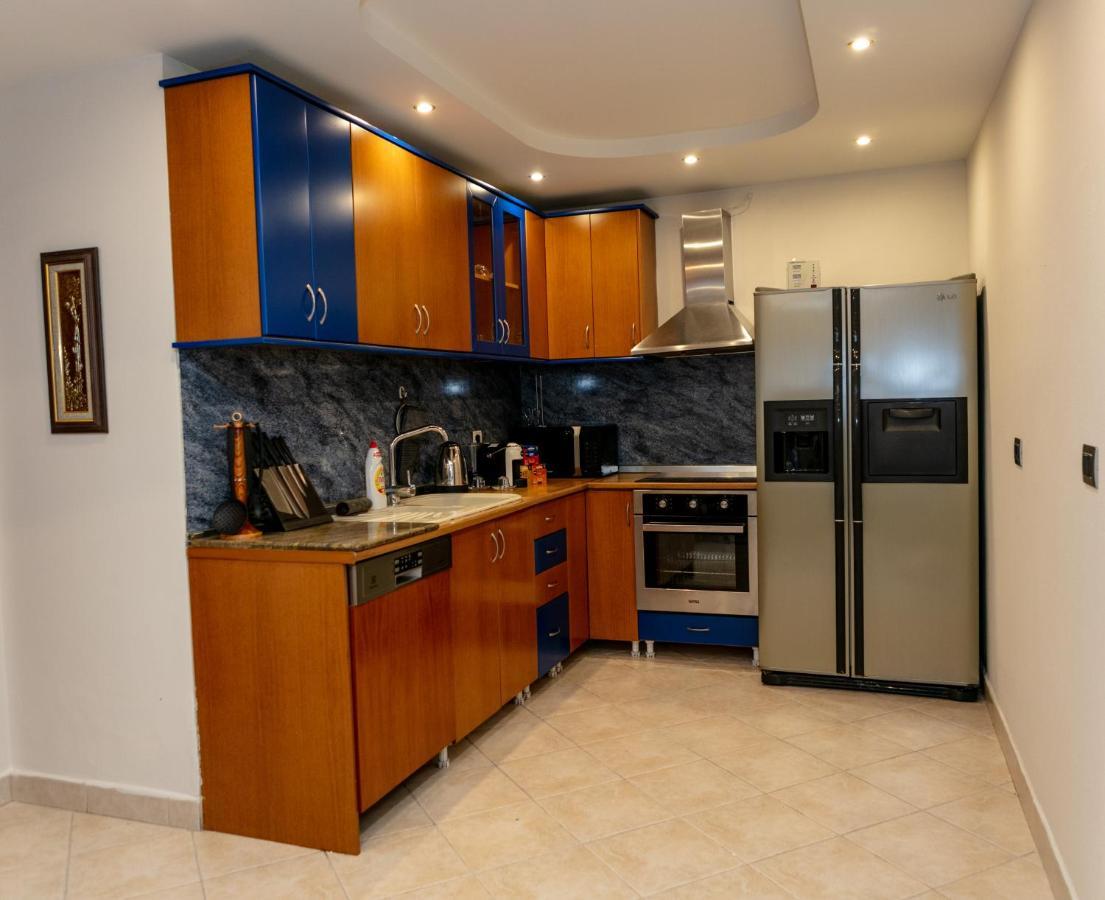 Spacious City Paradise - 3Br Apt In The Heart Of Tirana Extérieur photo